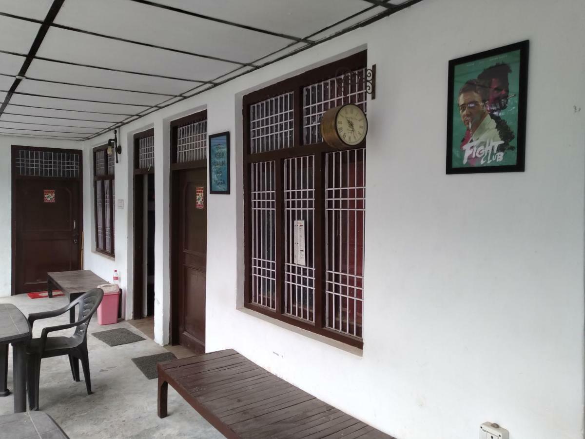Mochila Youth Hostel Mcleod Ganj ดารัมซาลา ภายนอก รูปภาพ