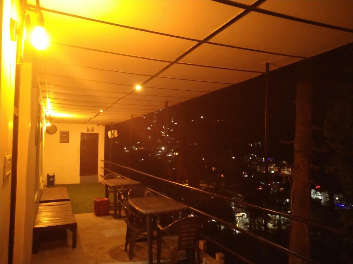 Mochila Youth Hostel Mcleod Ganj ดารัมซาลา ภายนอก รูปภาพ